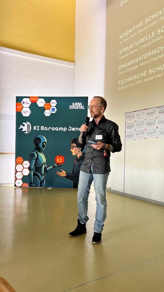 Michael Schiller, beim KI-Barcamp